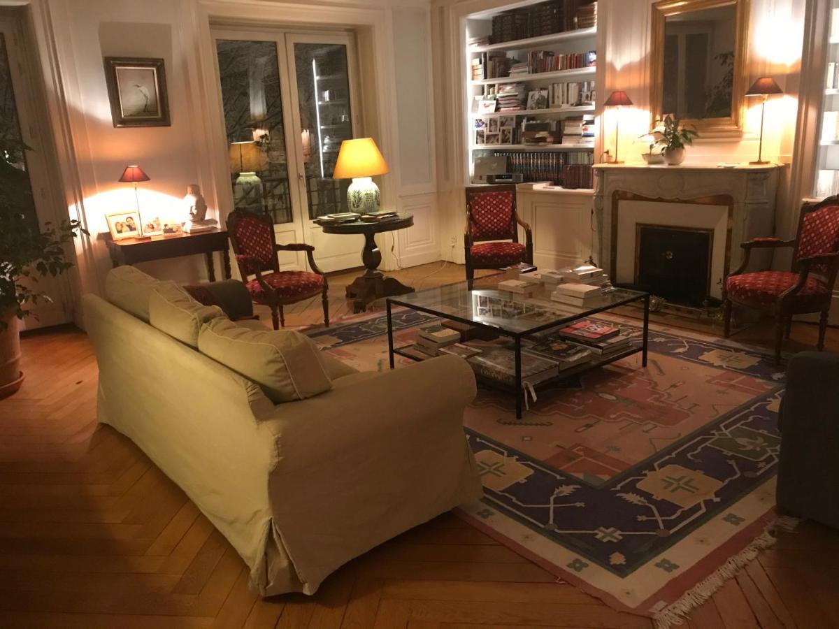 Berges du Rhône/ Chambre avec balcon Lyon Exterior foto